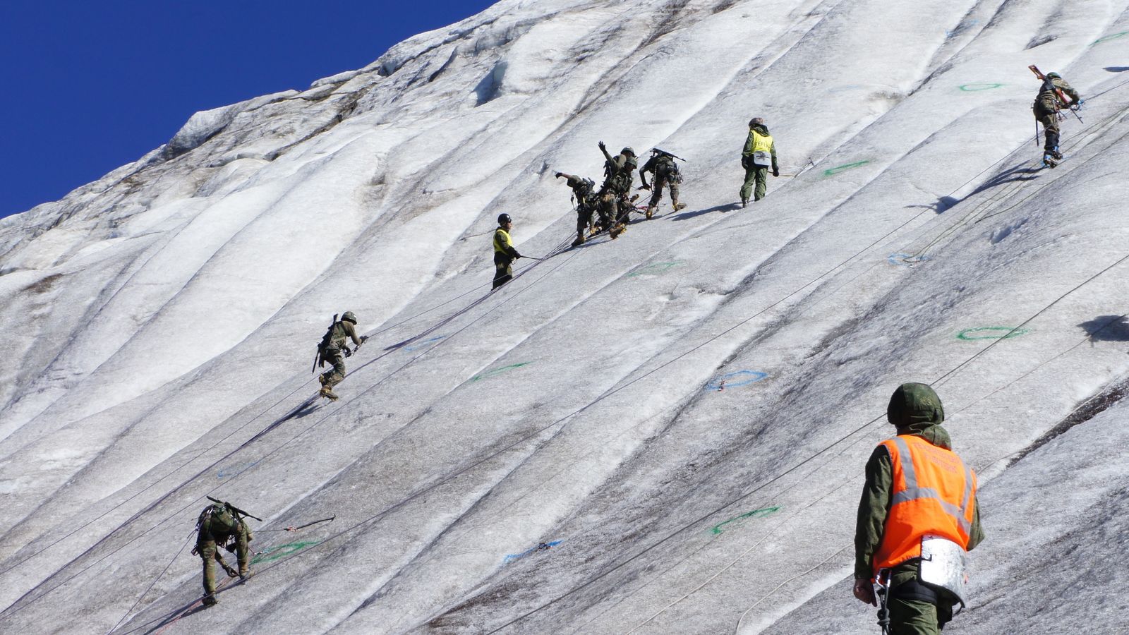 Сборная ВС РФ возглавляет зачет международного конкурса «Эльбрусское кольцо-2018» по итогам второго этапа