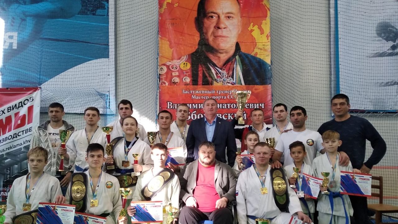 На Первенстве ДФО по АРБ команда Хабаровского края в которой выступали рукопашники СШ (ОРК) ЦСКА (г. Хабаровск) заняла первое место