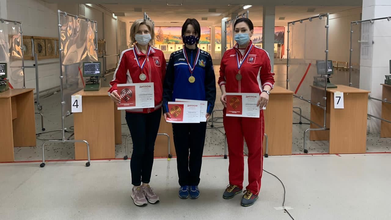 Всероссийские соревнования по стрельбе из пневматического и малокалиберного оружия приносят армейцам еще 12 наград