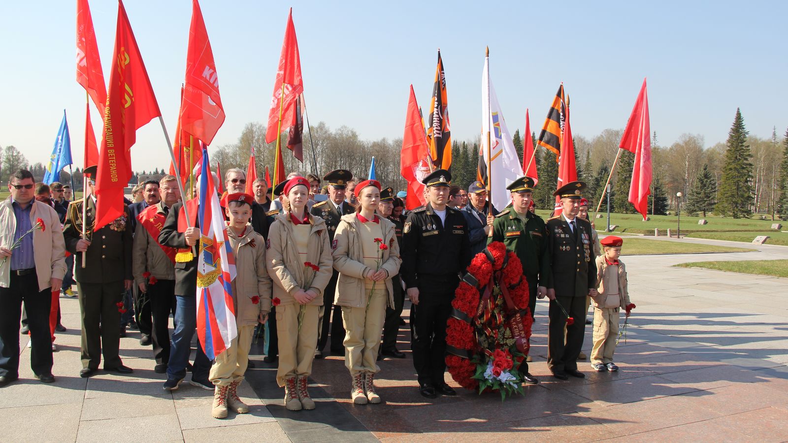 Представители филиала ЦСКА г. Санкт-Петербург приняли участие в 14 автопробеге «Никто не забыт - ничто не забыто»