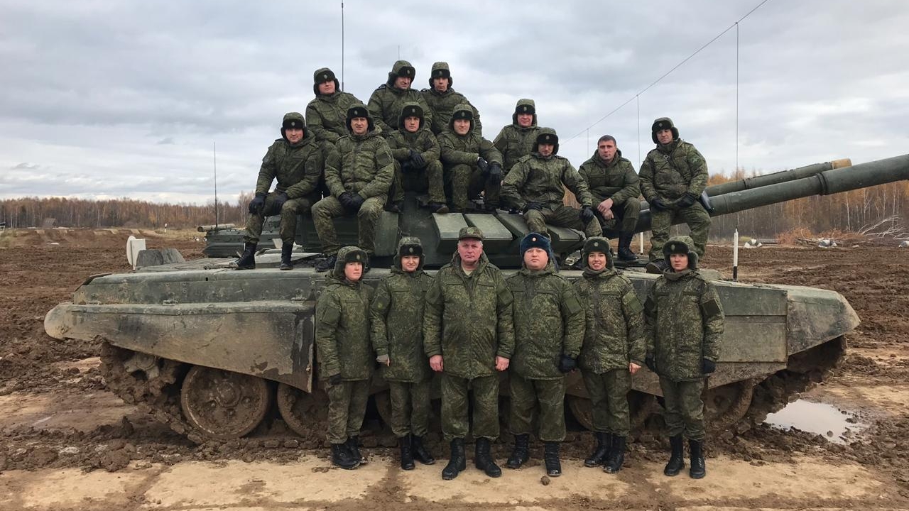 Офицеры ЦСКА завершили учебно-методический сбор сдачей нормативов по вождению боевой технике