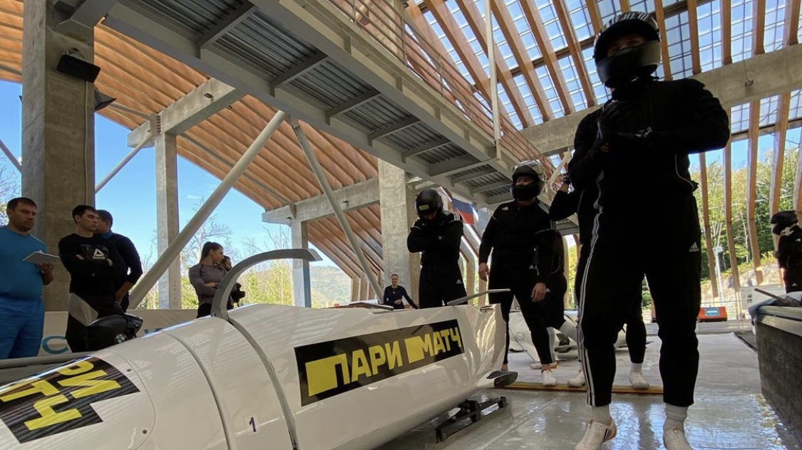 Экипаж армейца Ростислава Гайтюкевича стал третьим в соревнованиях четверок на Кубке России по бобслею