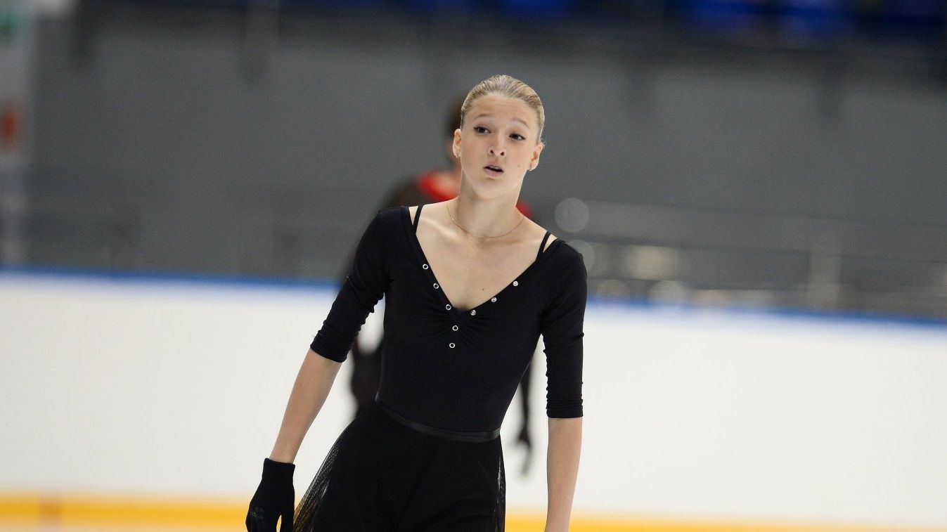 Мария Сотскова (ЦСКА) стала третьей в короткой программе «Trophee de France 2016»