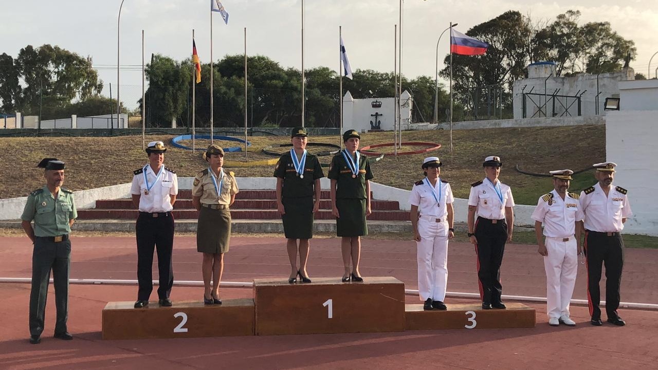 Женская и мужская команды ВС РФ первенствовали на региональном чемпионате CISM по международному военно-морскому пятиборью