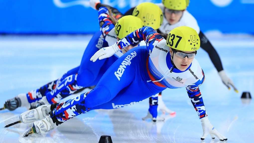 Спортсменки ЦСКА Софья Просвирнова и Екатерина Константинова завоевали серебряные награды в эстафете на чемпионате мира по шорт-треку