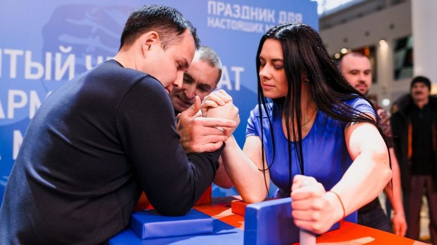 Армрестлеры ЦСКА завоевали 13 наград на чемпионате и Первенстве Европы в Греции