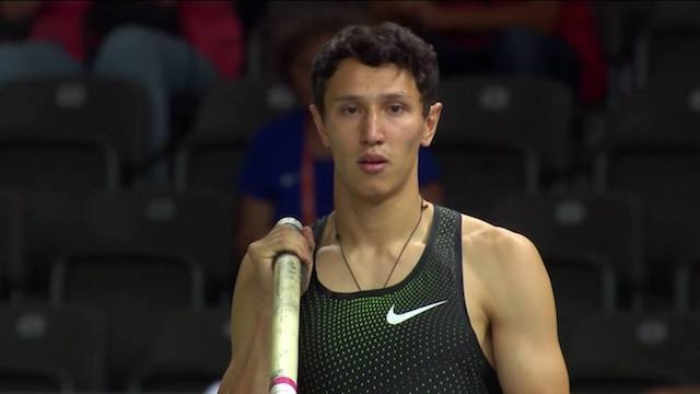 Армеец Тимур Моргунов стал серебряным призёром чемпионата Европы в прыжке с шестом установив новый рекорд России среди молодежи