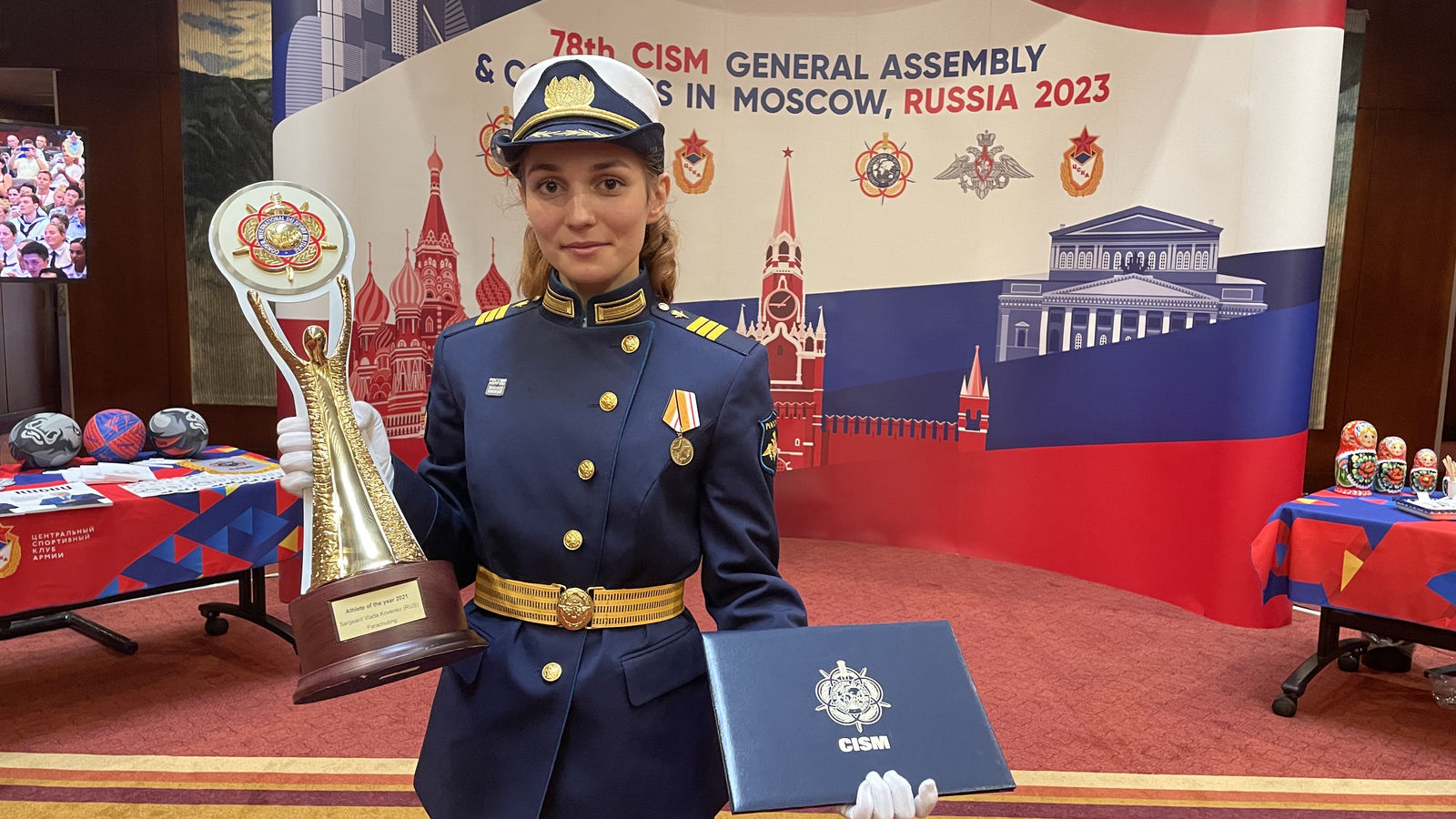 Сержанту Владе Кривенко (ВДВ) вручили награду «Лучшей спортсменки Международного совета военного спорта 2021 года»