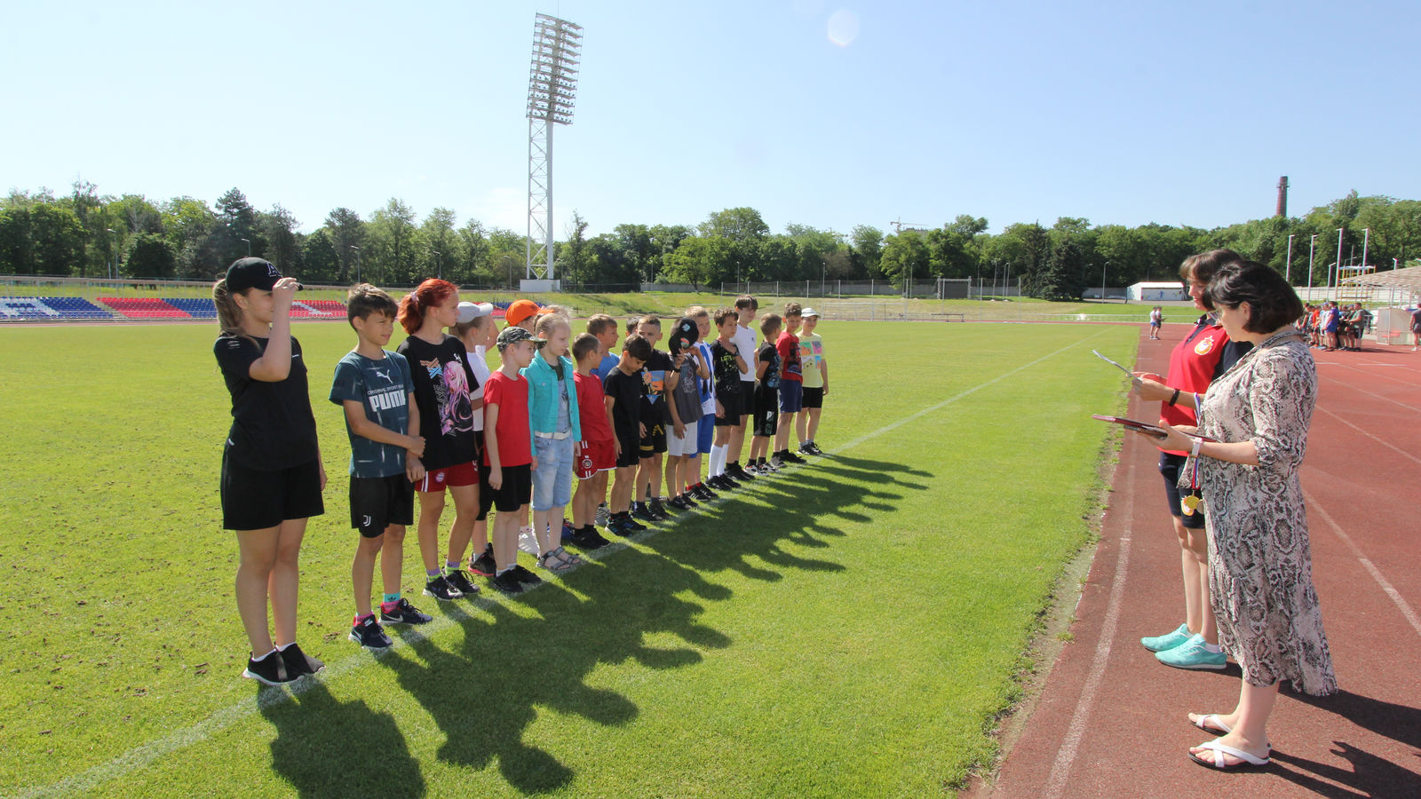 Воспитанникам спортивной школы ЦСКА (г. Ростов-на-Дону) отделений плавания и лёгкой атлетики присвоены юношеские разряды
