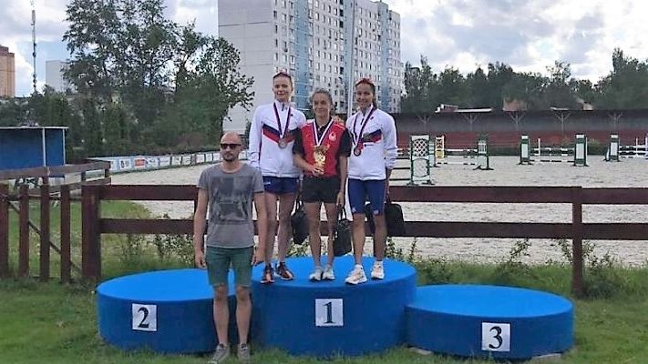 Спортсменка ЦСКА Аделина Ибатуллина – чемпионка России по современному пятиборью в личном зачете у Гульназ Губайдуллиной – «бронза»