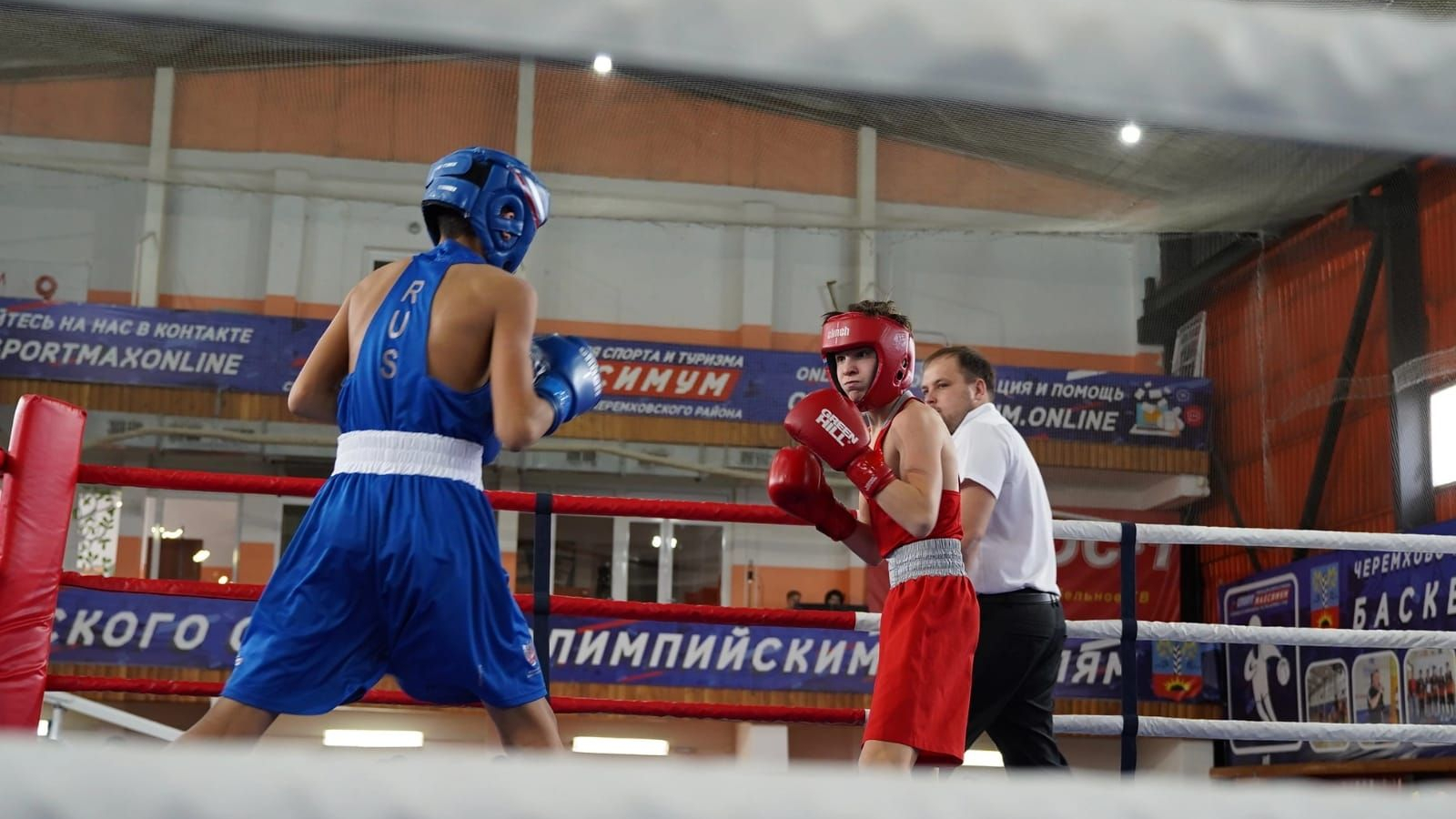 БОКСЕРЫ ИЗ ИРКУТСКА ЗАВОЕВАЛИ МЕДАЛИ ПЕРВЕНСТВА ОБЛАСТИ