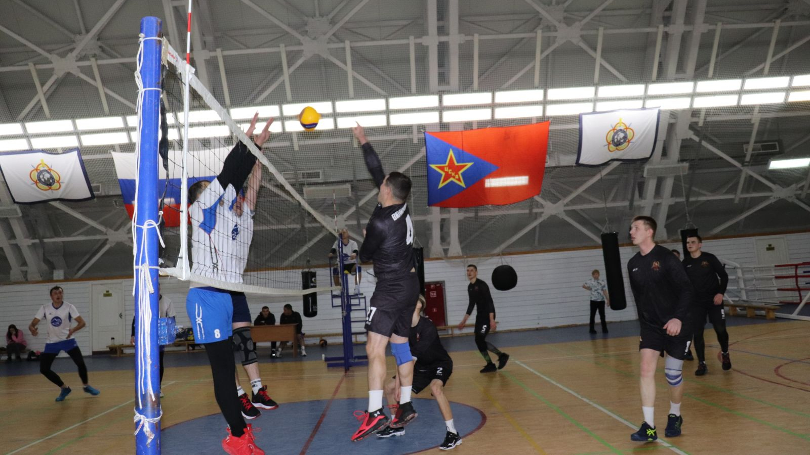 ВОЛЕЙБОЛЬНЫЙ ТУРНИР ПРОШЕЛ В СПОРТКОМПЛЕКСЕ «ОКЕАН» ХАБАРОВСКОГО ФИЛИАЛА