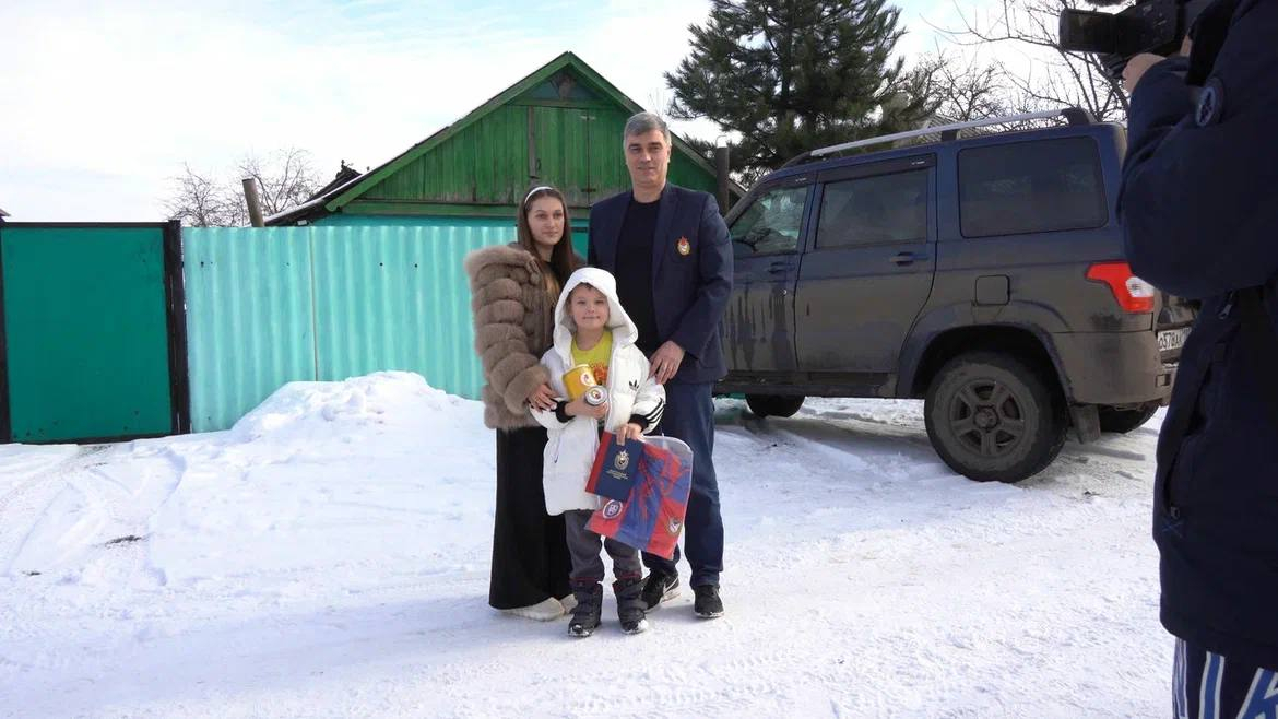 Начальник ЦСКА Артём Громов совершил рабочую поездку на освобожденные территории в зону проведения СВО