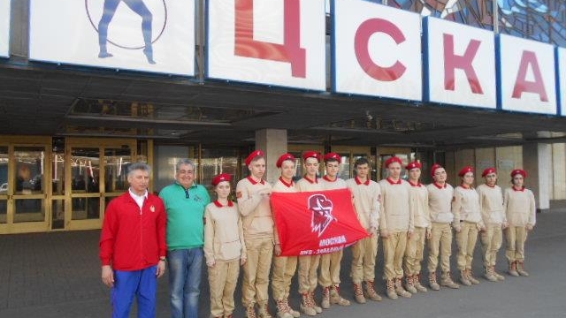 На базе ЦСКА юнармейцы провели тренировку по военному троеборью