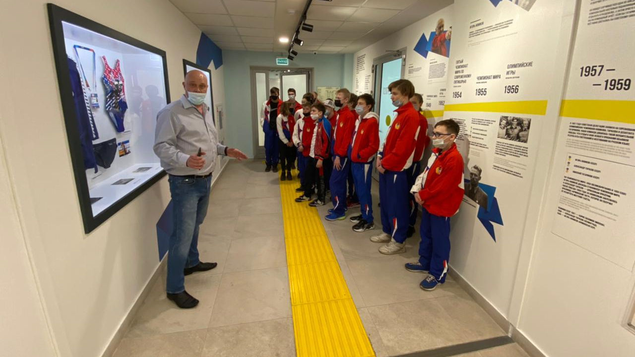 Юные пятиборцы ЦСКА посетили Музей современного пятиборья в новом спорткомплексе «Северный»