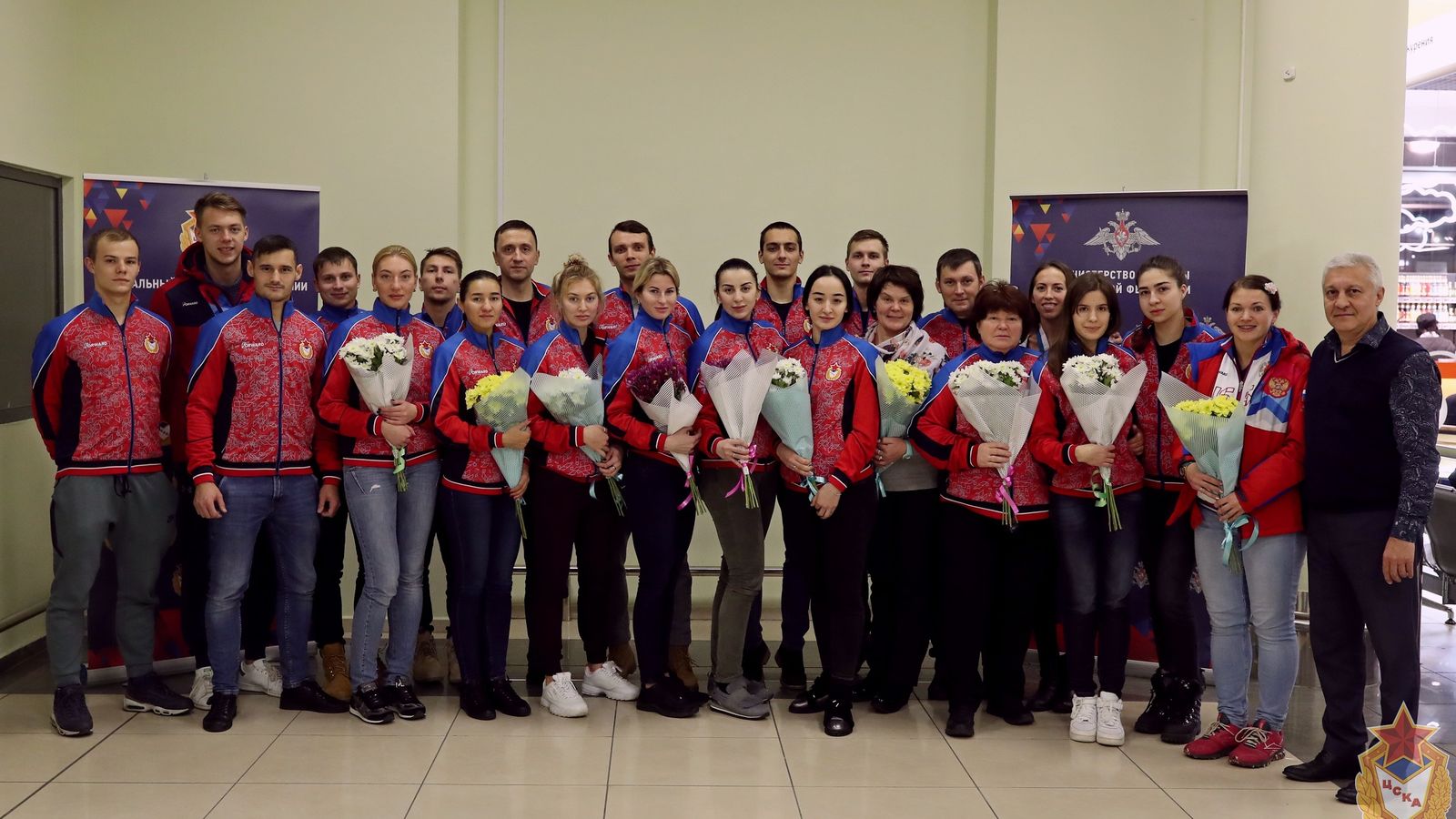 Сборная Вооруженных Сил РФ по фехтованию вернулась с чемпионата мира CISM с 14 медалями