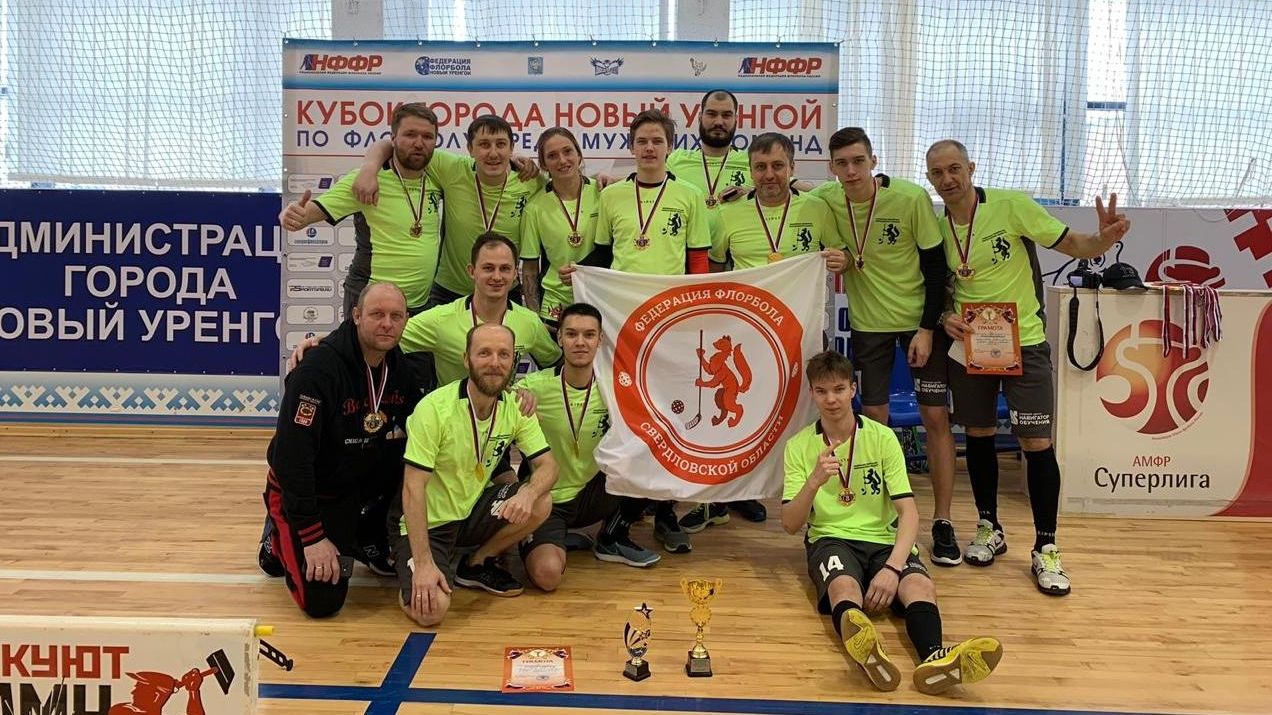 Одна среди мужчин: Дарья Левина (ЦСКА/Самара) стала единственной девушкой в мужской сборной Свердловской области на соревнованиях по флорболу