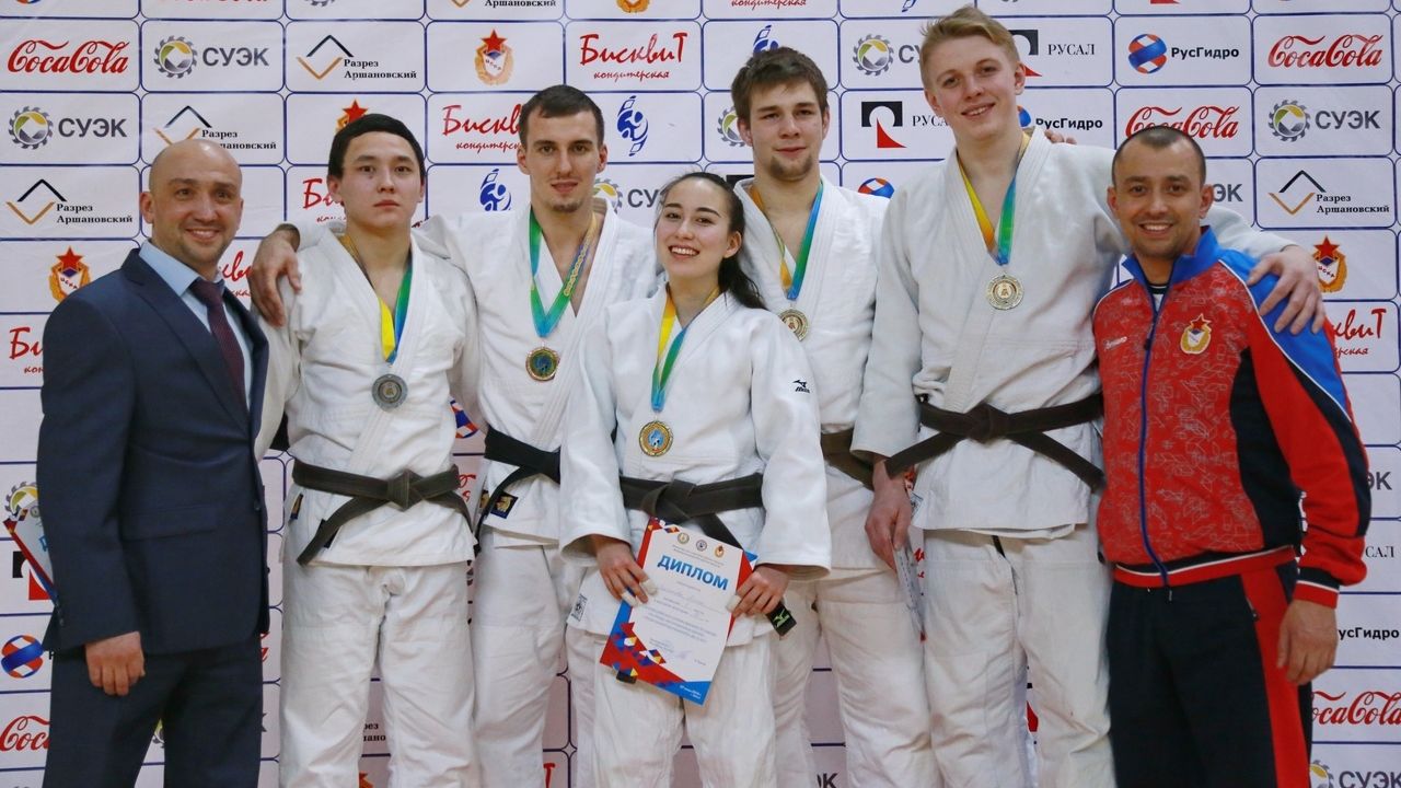 Армейцы спортшколы г. Абакан (ЦСКА/Самара) - победители Всероссийских соревнований на призы Вооруженных Сил РФ по дзюдо