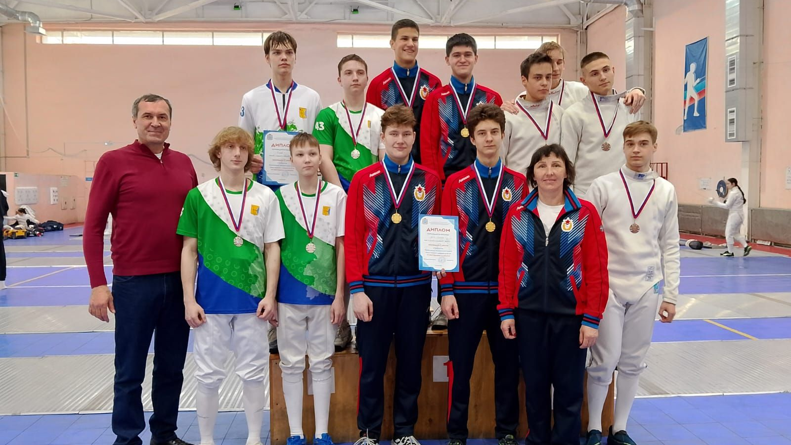 10 медалей завоевали самарские шпажисты на первенство ПФО