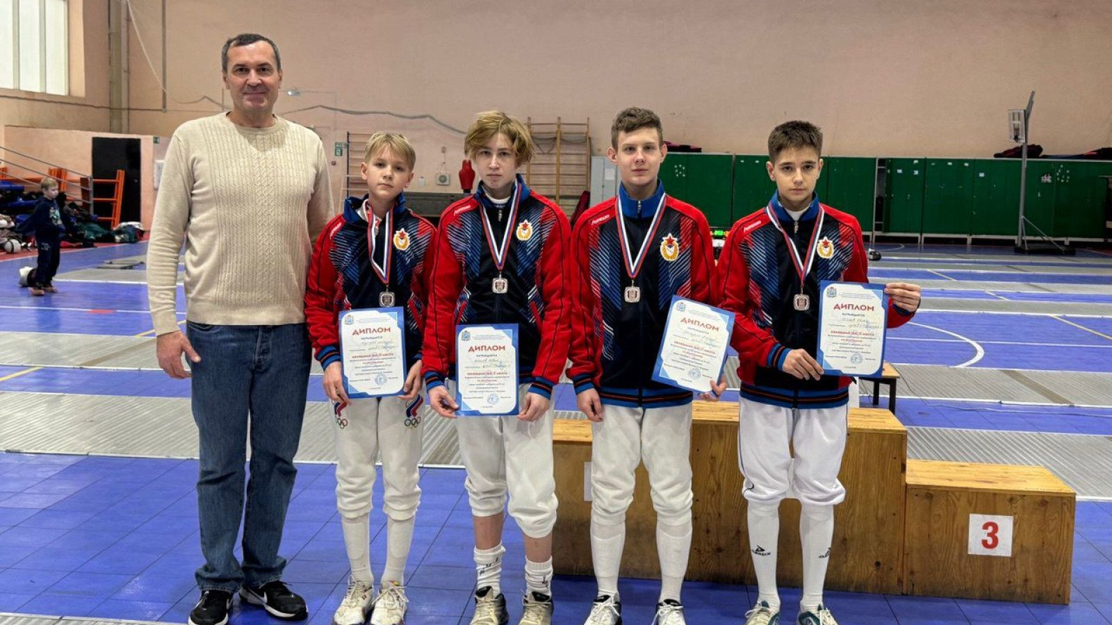 СЕРЕБРО И БРОНЗУ ВСЕРОССИЙСКИХ СОРЕВНОВАНИЙ ЗАВОЕВАЛИ ФЕХТОВАЛЬЩИКИ СПОРТИВНОЙ ШКОЛЫ «ЦСКА-САМАРА»