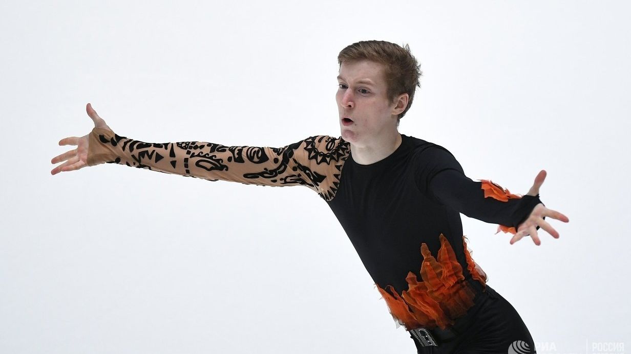 Александр Самарин (ЦСКА) — серебряный призер ЧР-2018 по фигурному катанию