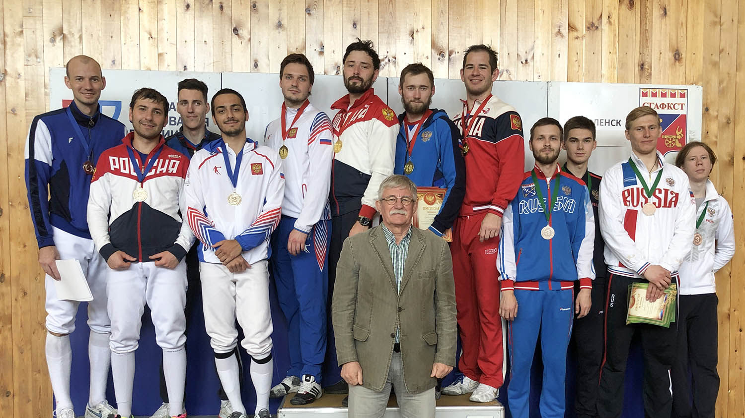 Шпажист Санкт-Петербургской армейской спортивной школы Кирилл Гуров – бронзовый призер Всероссийских соревнований по фехтованию в команде