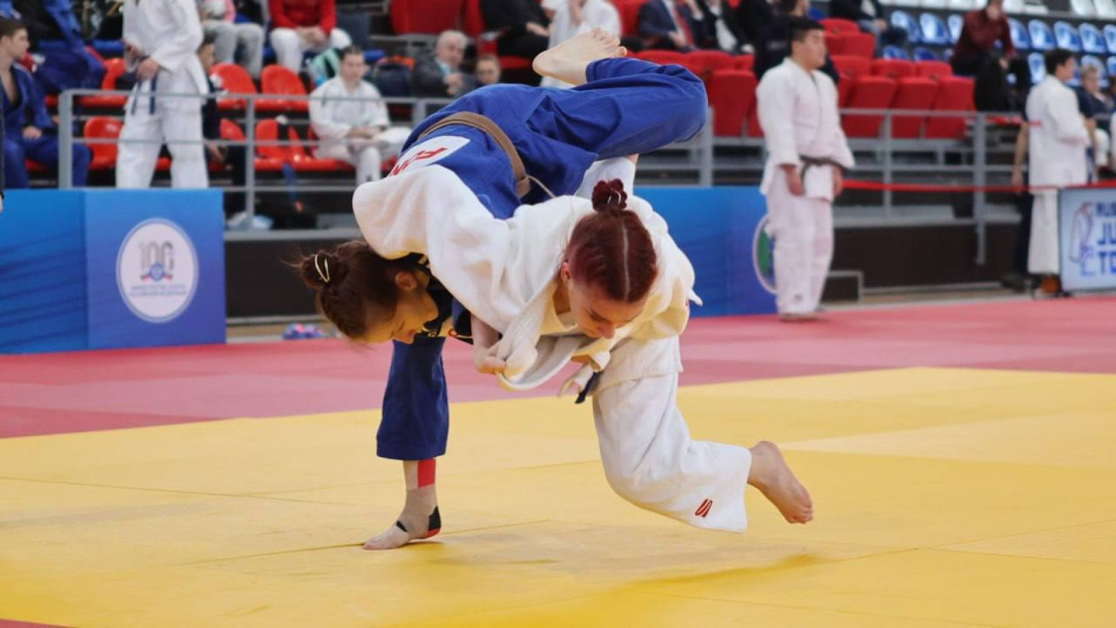 НА ПЕРВЕНСТВЕ ДАЛЬНЕВОСТОЧНОГО ФЕДЕРАЛЬНОГО ОКРУГА ДЗЮДОИСТЫ ИЗ ЧИТЫ ЗАВОЕВАЛИ ДВА ЗОЛОТА