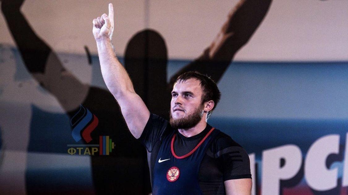 Армейский тяжелоатлет Егор Климонов стал победителем чемпионата России