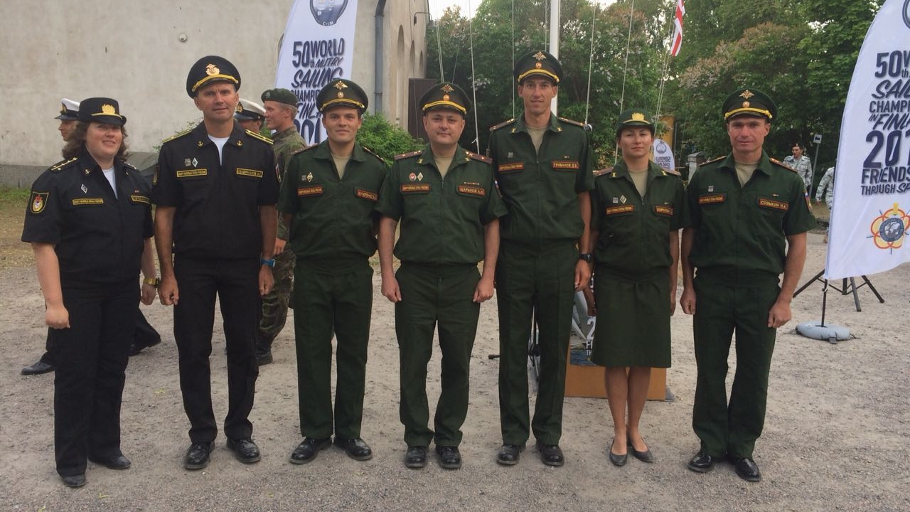 Сборная Вооруженных сил РФ приняла участие в церемонии открытия 50-го чемпионата мира CISM среди военнослужащих по парусному спорту