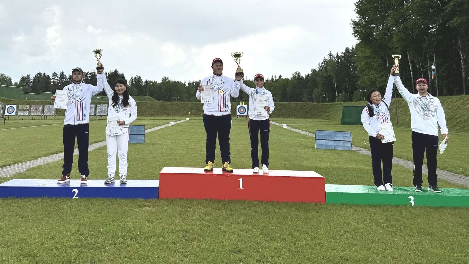 НА КУБКЕ РЕСПУБЛИКИ БЕЛАРУСЬ ЛУЧНИЦА АРМЕЙСКОЙ СПОРТШКОЛЫ ИЗ ЧИТЫ ЗАВОЕВАЛА ЗОЛОТО И СЕРЕБРО