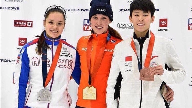 Спортсмены ЦСКА завоевали четыре награды на втором этапе Кубка мира по шорт-треку