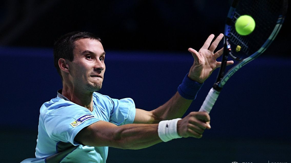 Теннисист ЦСКА Евгений Донской завершил борьбу на Australian Open 2018
