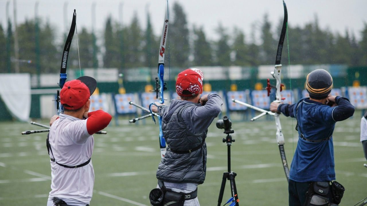 Армеец  Арсалан Балданов победил на чемпионате России в стрельбе из классического лука