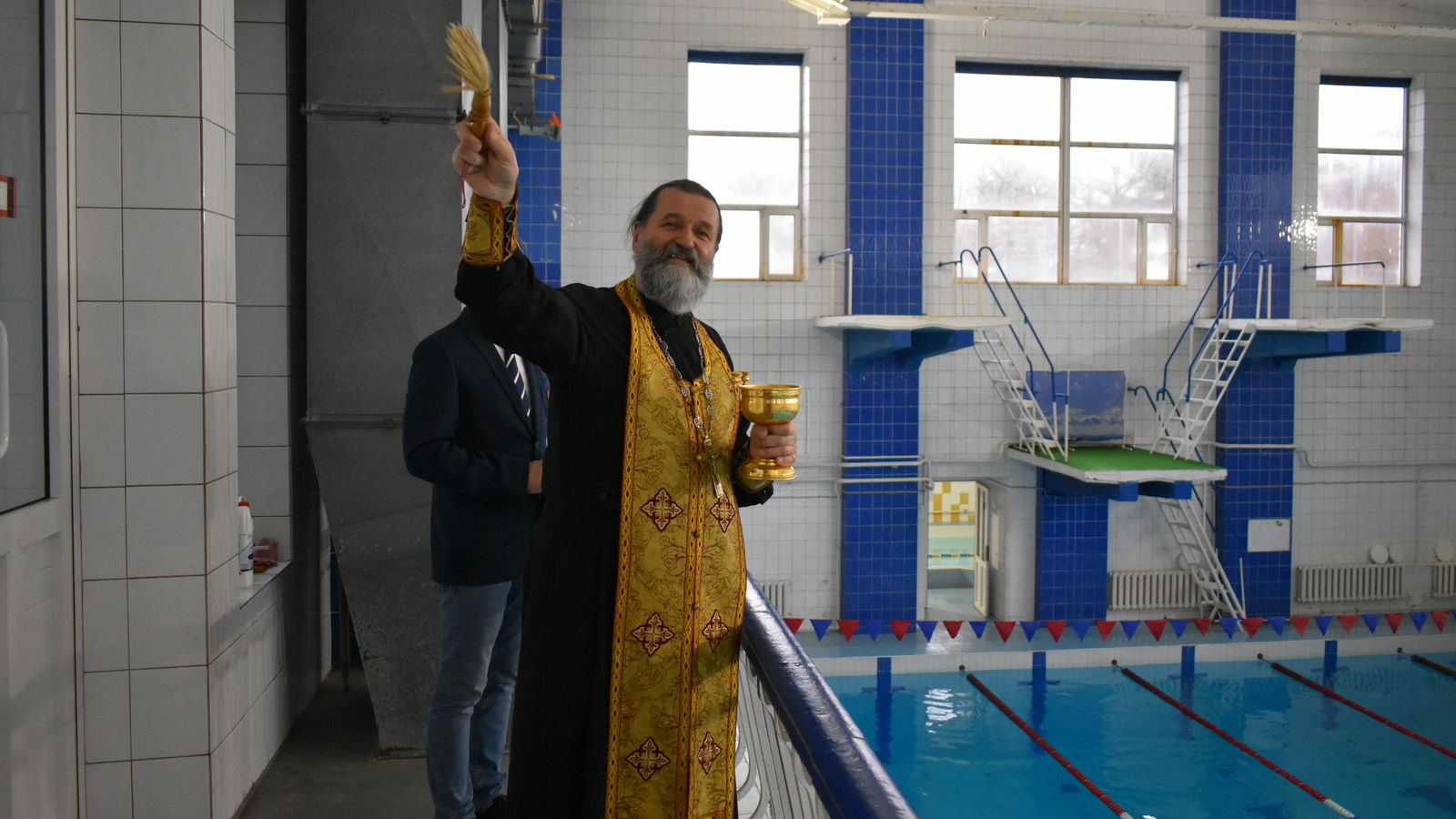 В честь праздника Крещения Господня в СК (плавательном) филиала ЦСКА (г. Севастополь) освятили воду двух бассейнов