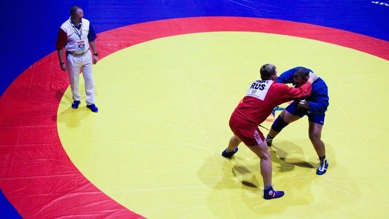 Самбисты ЦСКА Сергей Кирюхин и Александр Тунаков выиграли медали Кубка России