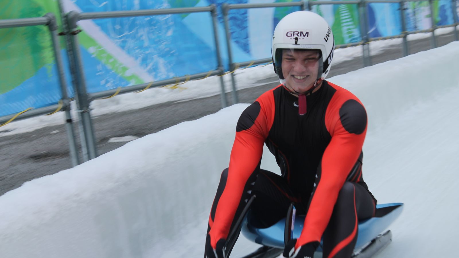 Армейский саночник Роман Репилов выиграл «серебро» на первом этапе Кубка мира