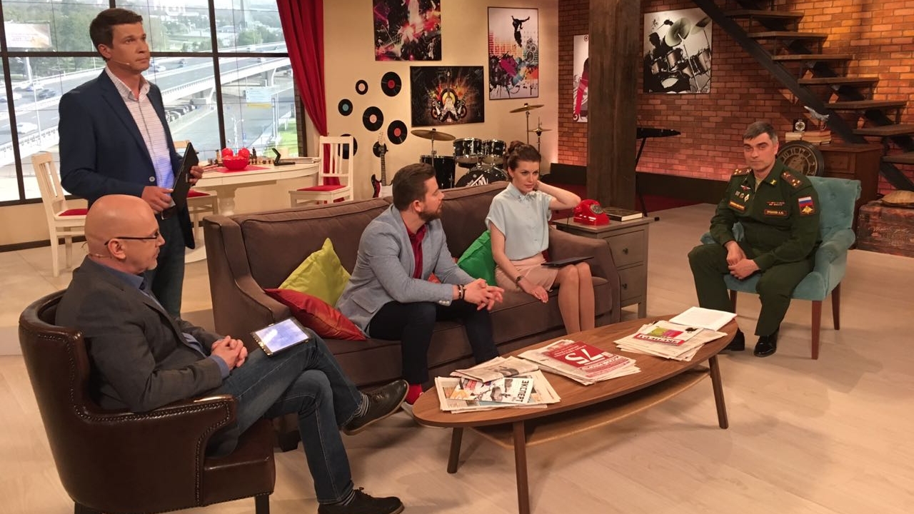 Начальник ЦСКА полковник Артем Громов в гостях программы «Доброе утро» на телеканале «Звезда»