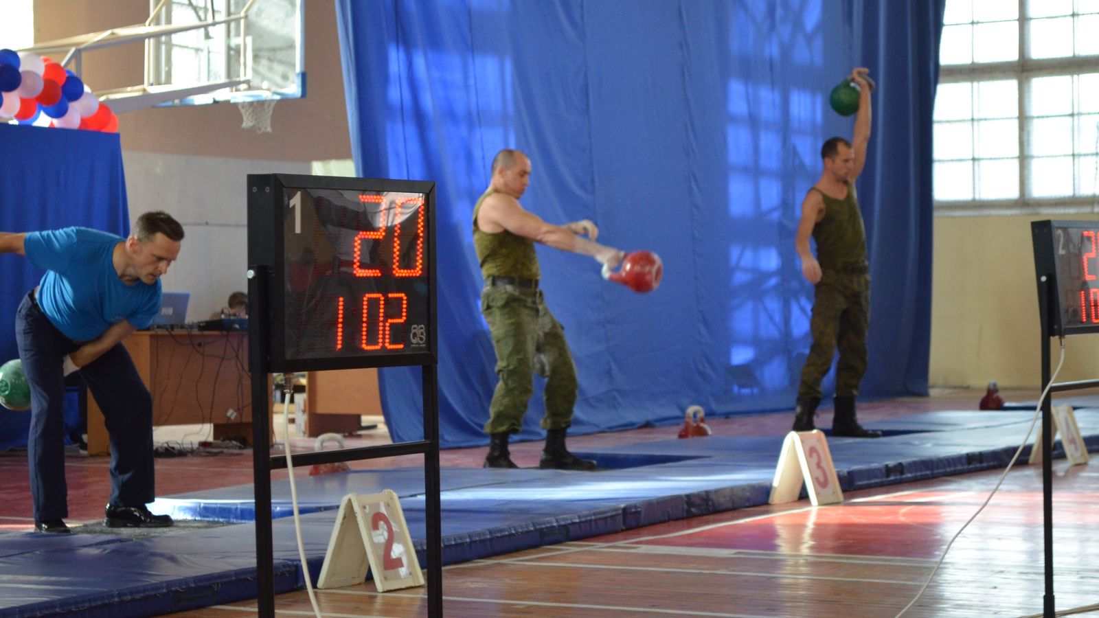 В Санкт-Петербурге подведены итоги Кубка Вооруженных Сил Российской Федерации по армейскому гиревому рывку