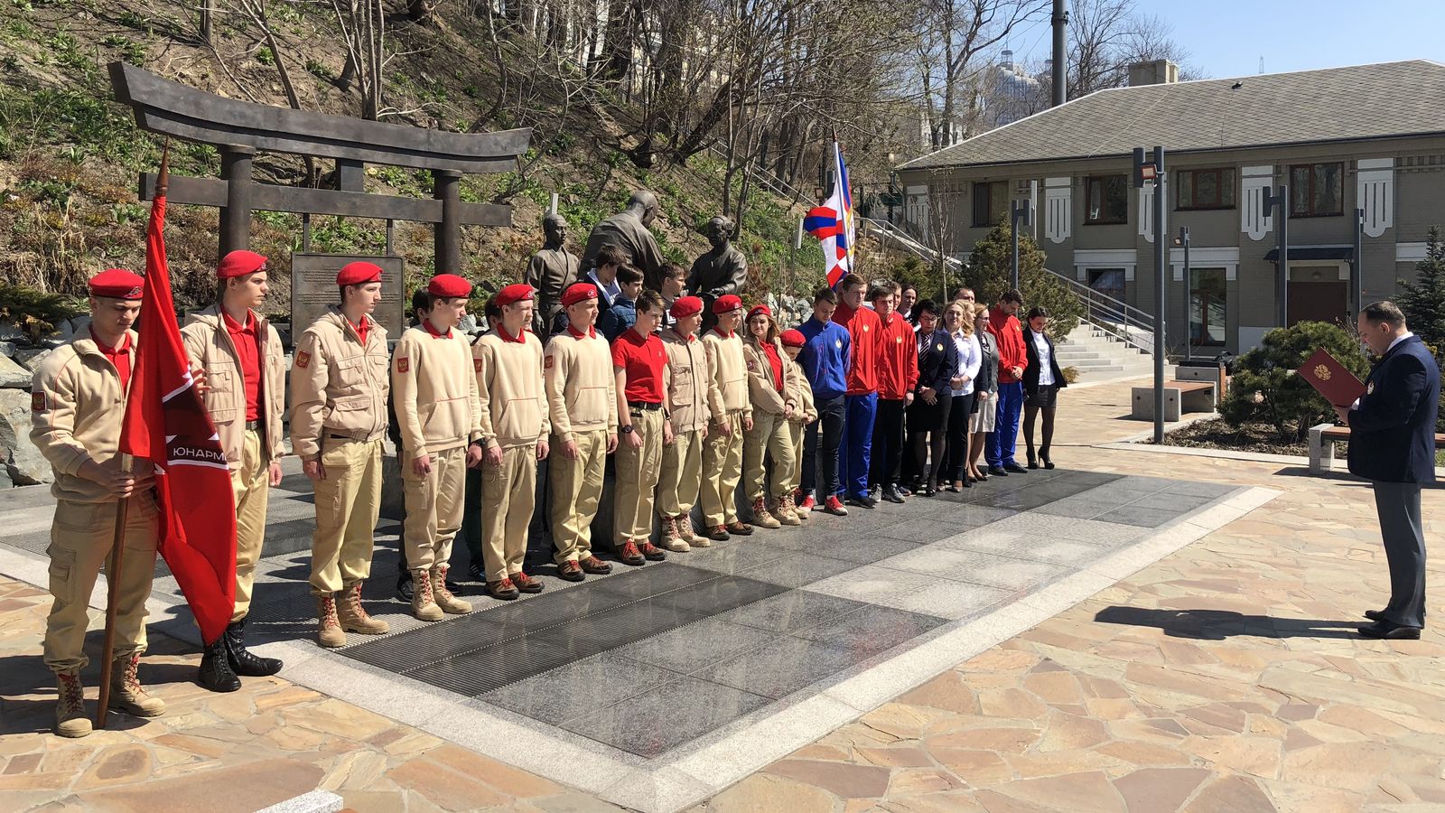 Торжественное построение посвященное 95-летию ЦСКА состоялось в СЦМиФП г. Владивосток филиала ФАУ МО РФ ЦСКА (СКА г. Хабаровск)