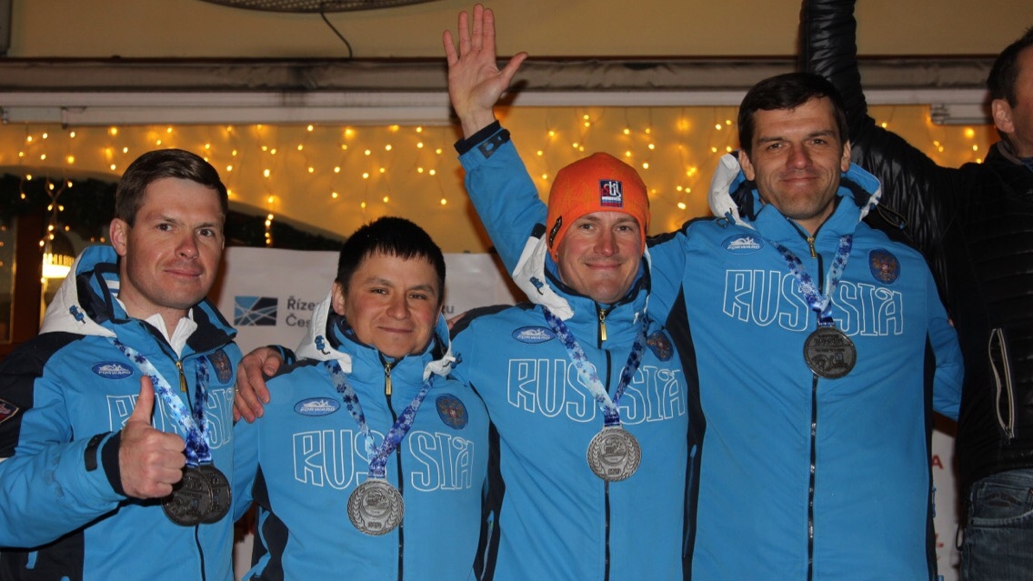 Парашютист ЦСКА Алексей Буренин завоевал две серебряные награды чемпионата мира по парашютно-горнолыжному двоеборью