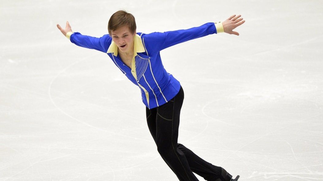 Рядовой спортроты ЦСКА/СПб Михаил Коляда лидирует после короткой программы чемпионата России-2017 по фигурному катанию