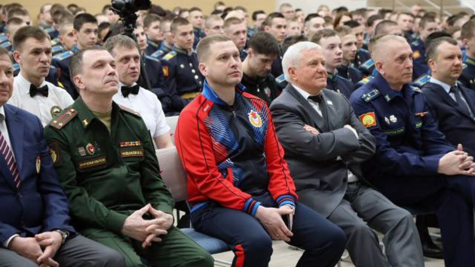 КТО ОКАЖЕТСЯ В СБОРНОЙ?