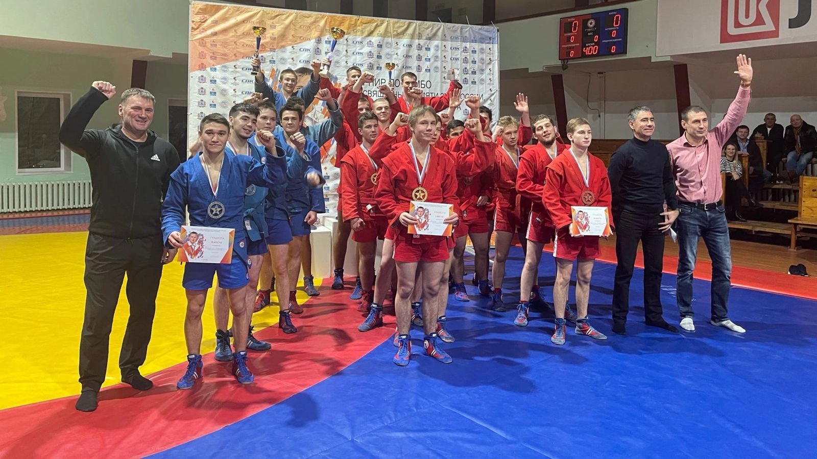 Рядовой спортивной роты ЦСКА г. Севастополь Фирзан Дилмиев – серебряный призёр Межрегионального турнира по самбо памяти Архипова в командном зачёте