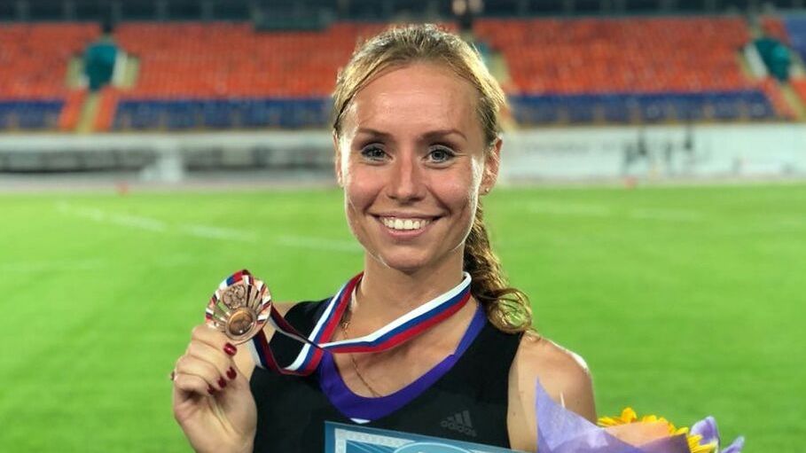 Армейская бегунья Елена Седова – бронзовый призер чемпионата России