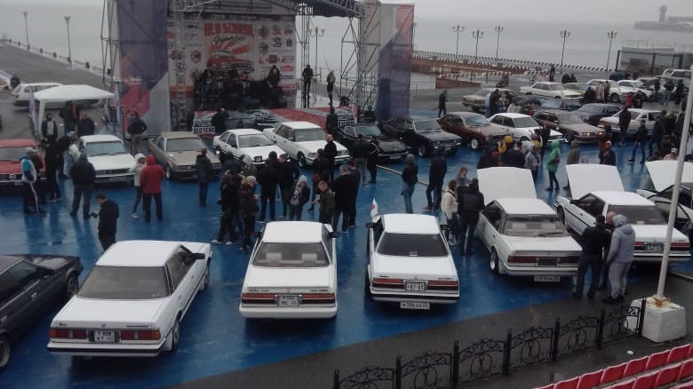 На базе СЦМиФП (г. Владивосток) филиала ЦСКА/Хабаровск прошла выставка японских ретроавтомобилей