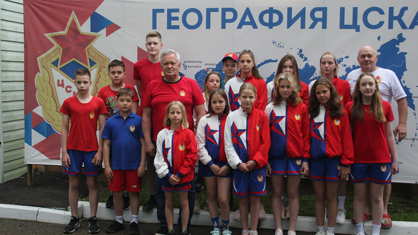 На базе ЦСКА/Смоленск начались сборы армейских пловцов