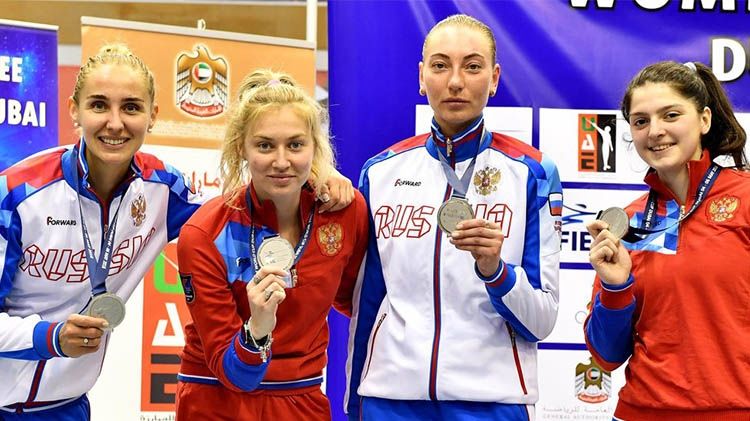 Фехтовальщица ЦСКА/Самара Виолетта Храпина в составе российской сборной выиграла серебро этапа Кубка мира в Дубае