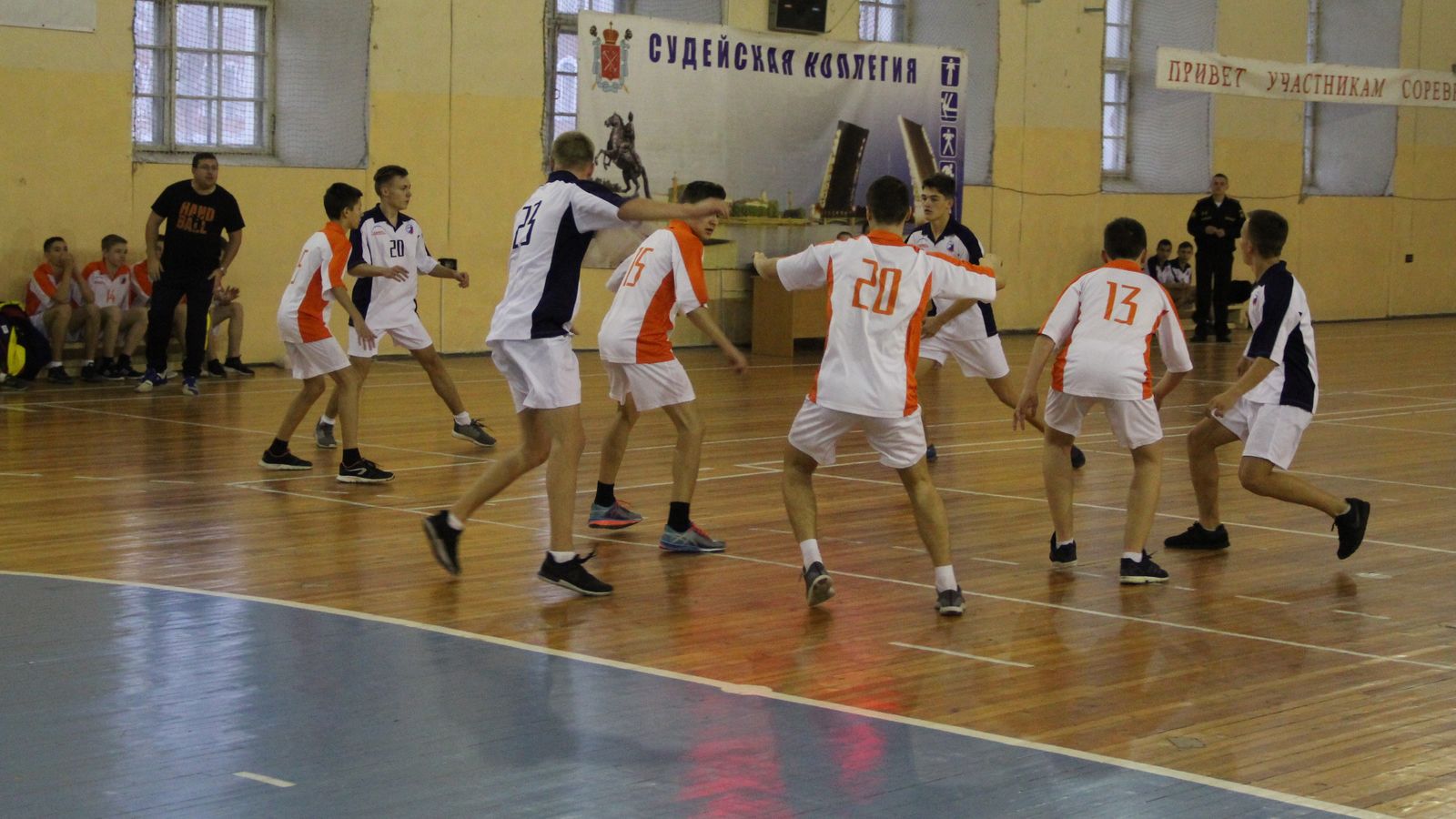 В Санкт-Петербурге стартовало первенство ВС РФ по гандболу