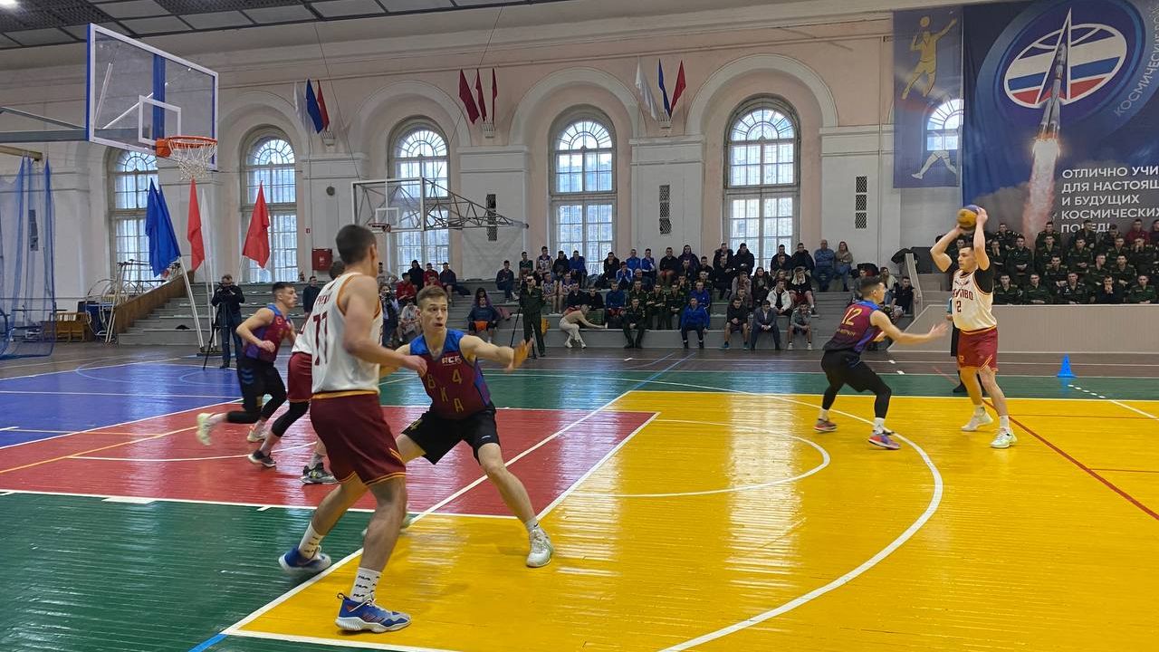 В Санкт-Петербурге стартовал Кубок ВС РФ по баскетболу