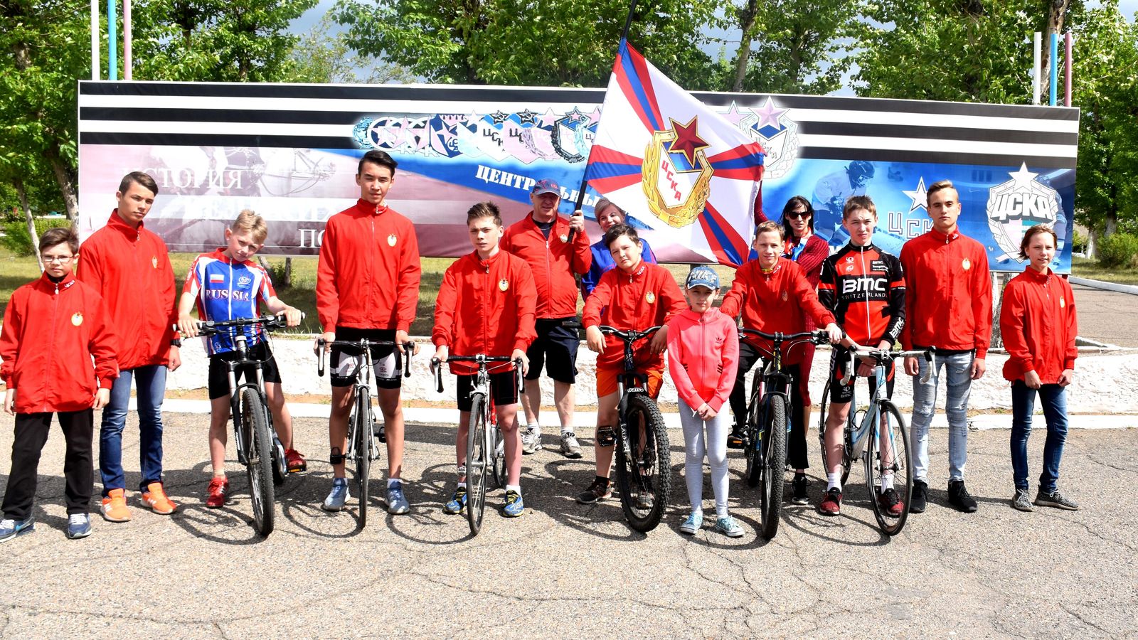 Армейцы завоевали 15 медалей на открытом первенстве СШОР по триатлону